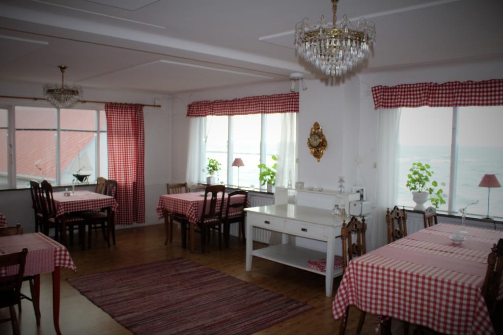 Pensionat Strandgarden Molle Exterior photo